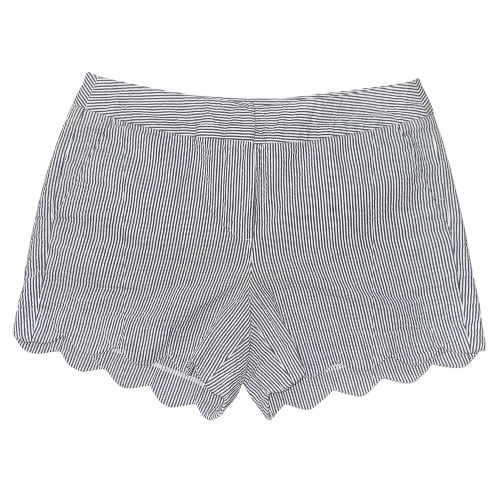 British Khaki Women’s Shorts SZ 6 Scalloped Hem Blue/White Pinstriped 💯% Cotton